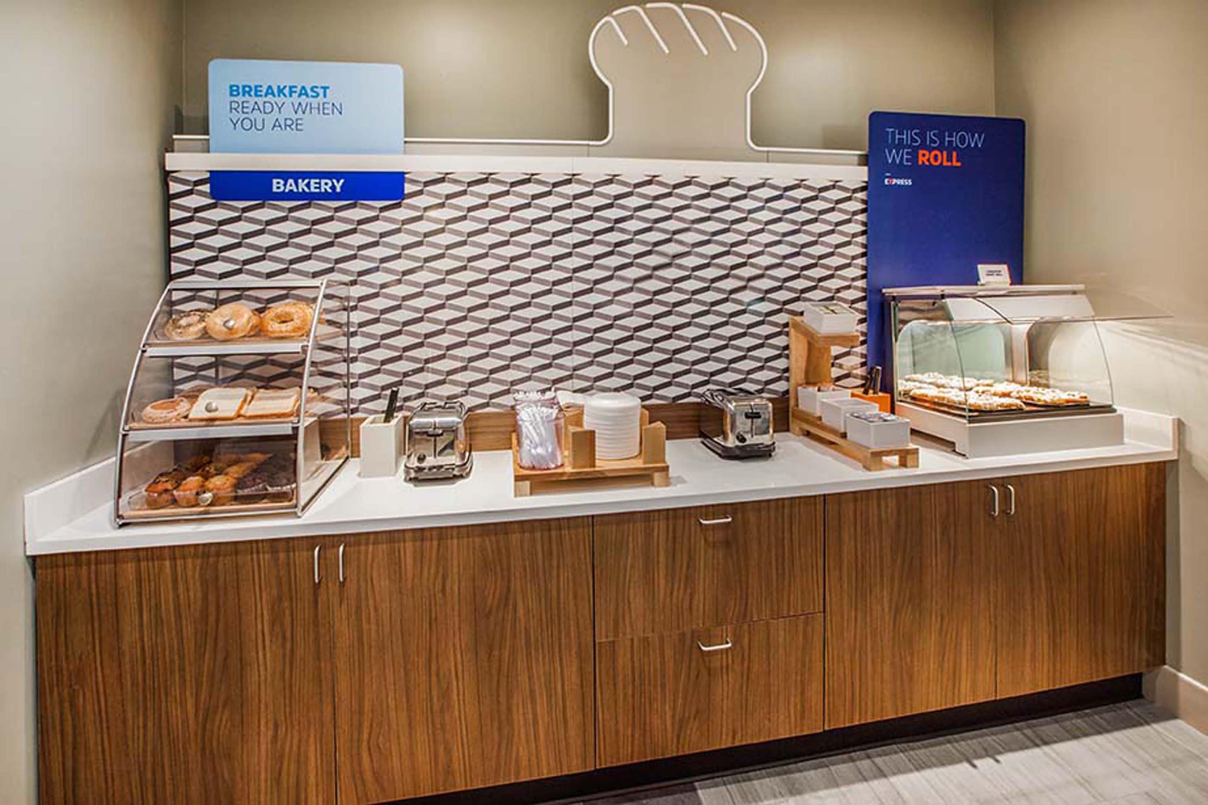 Holiday Inn Express Donaldsonville By Ihg