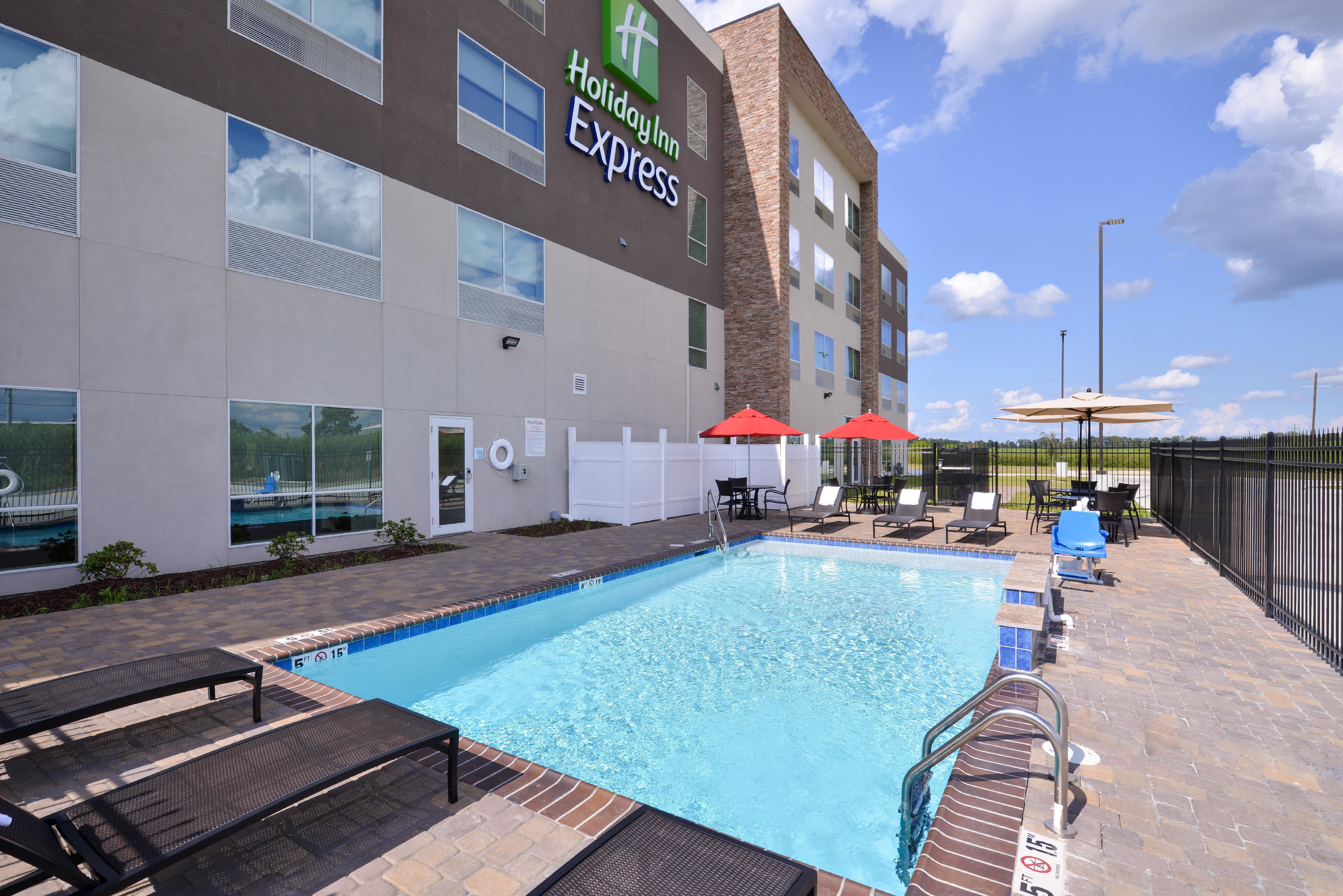 Hotel Holiday Inn Express Donaldsonville By Ihg 3*