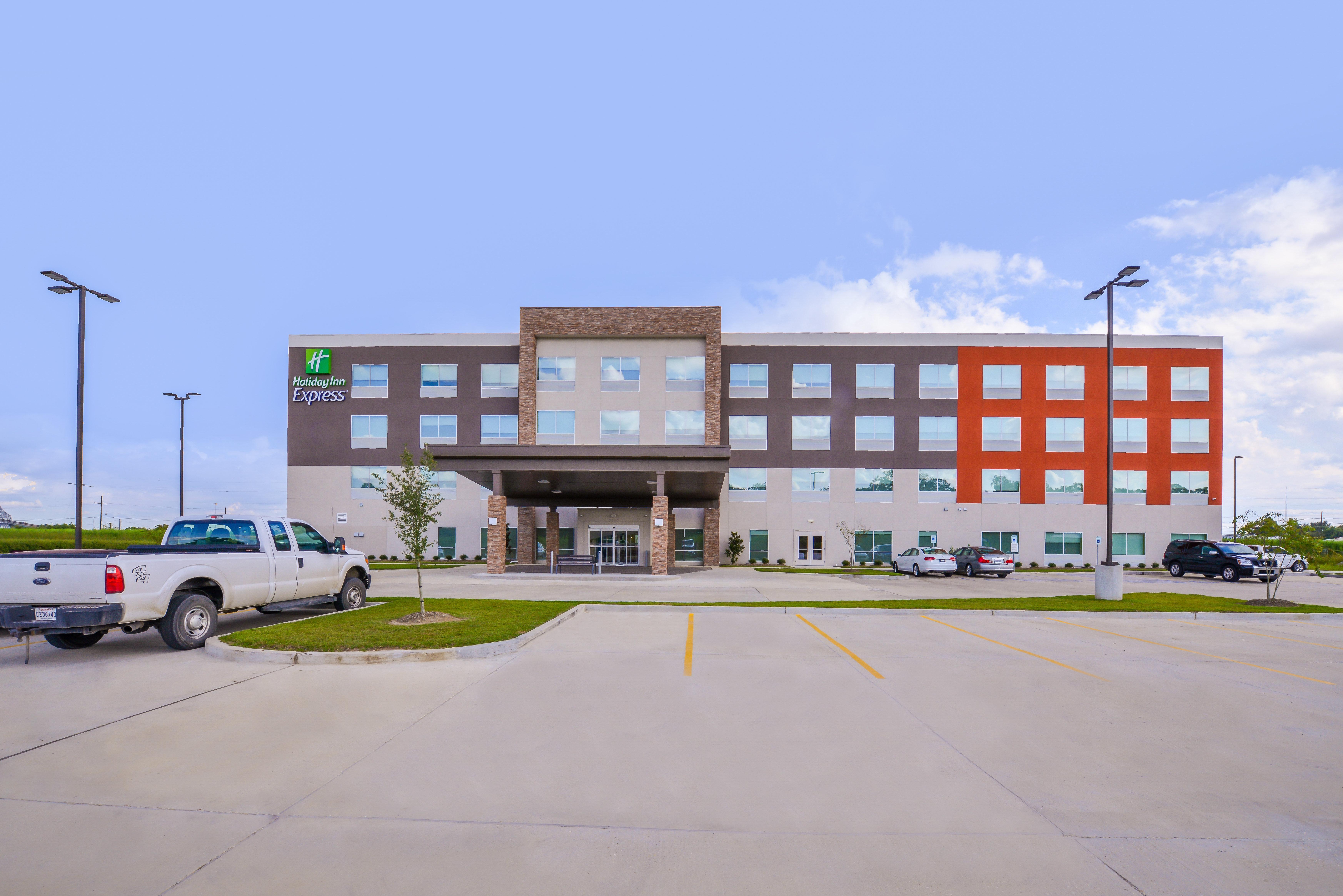 Holiday Inn Express Donaldsonville By Ihg Hotel 3*
